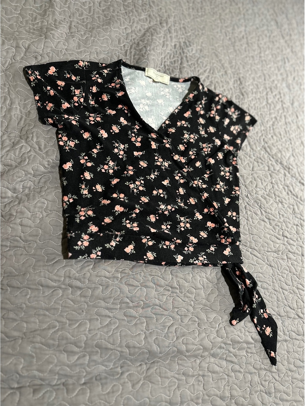 No Comment Girls Black Floral Wrap Top XL (16)